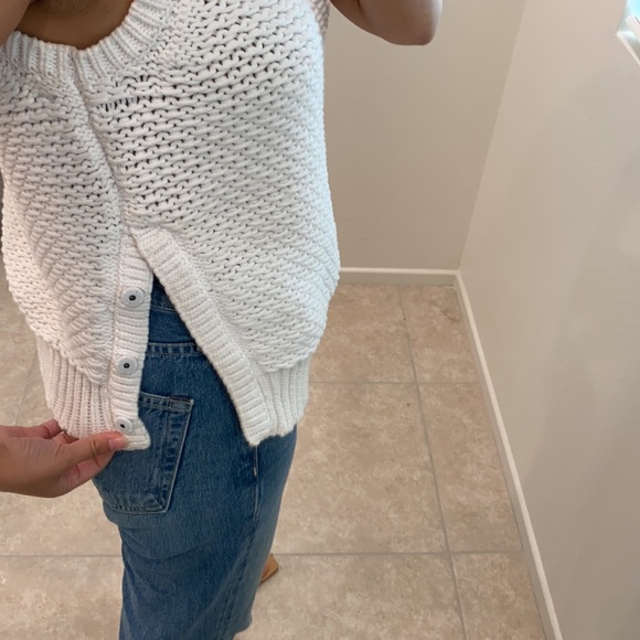 Equipment Sleeveless Sweater - M - Picture 8 of 17